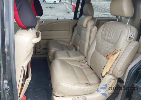 2007 Honda Odyssey Touring z USA, uszkodzony, nr VIN 5FNRL38827B059573